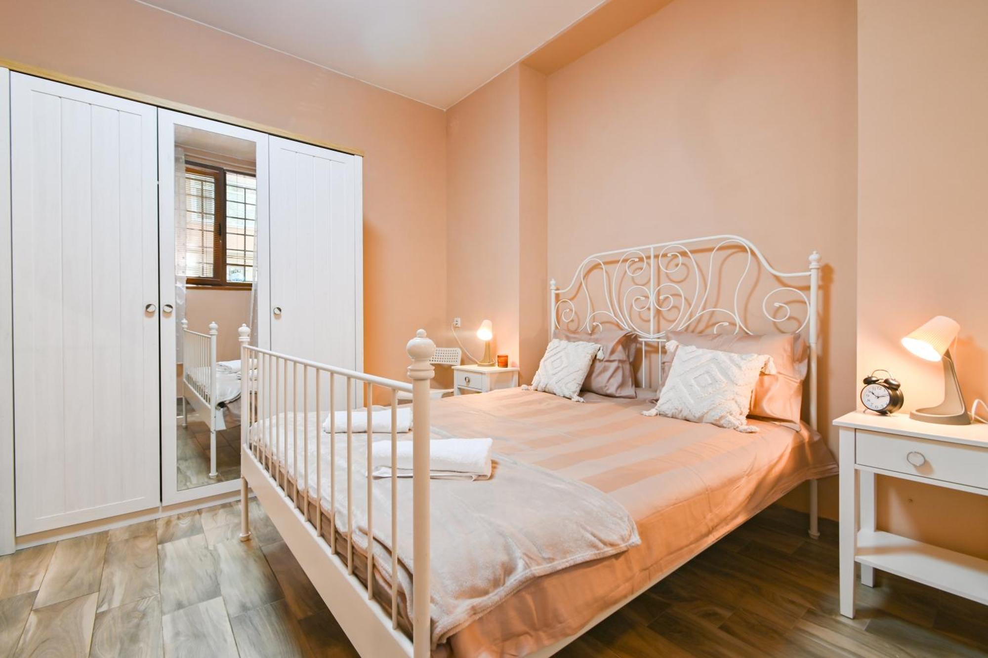47 Apartment *